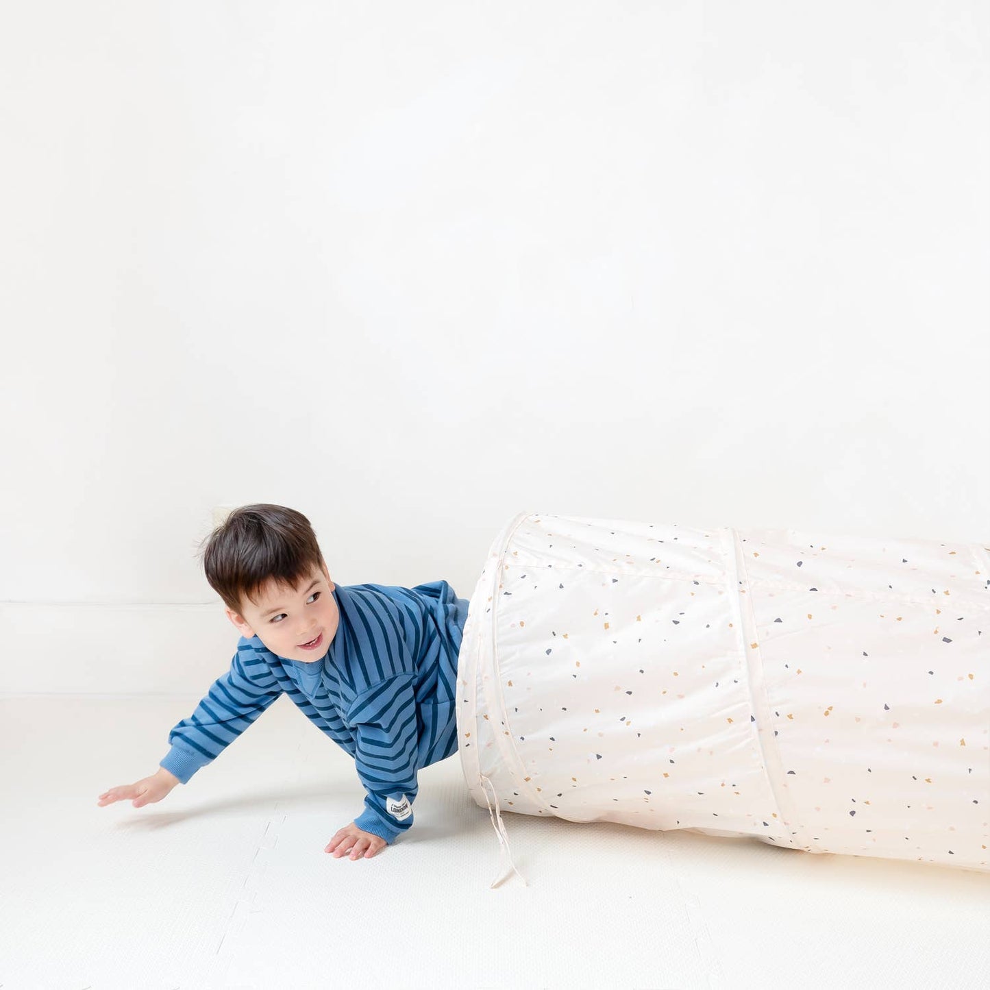 3 Sprouts - Play Tunnel with Eco-Friendly Recycled Fabric: Blueberry Ivory - 3 Sprouts - Glee Garden