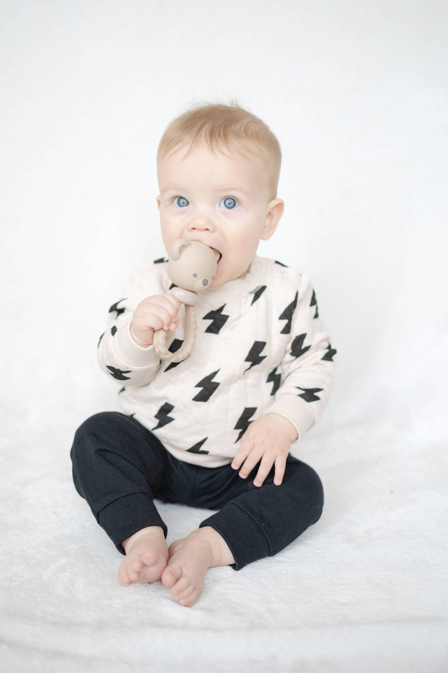 Itzy Ritzy Canada - Bear Sweetie Rattle™