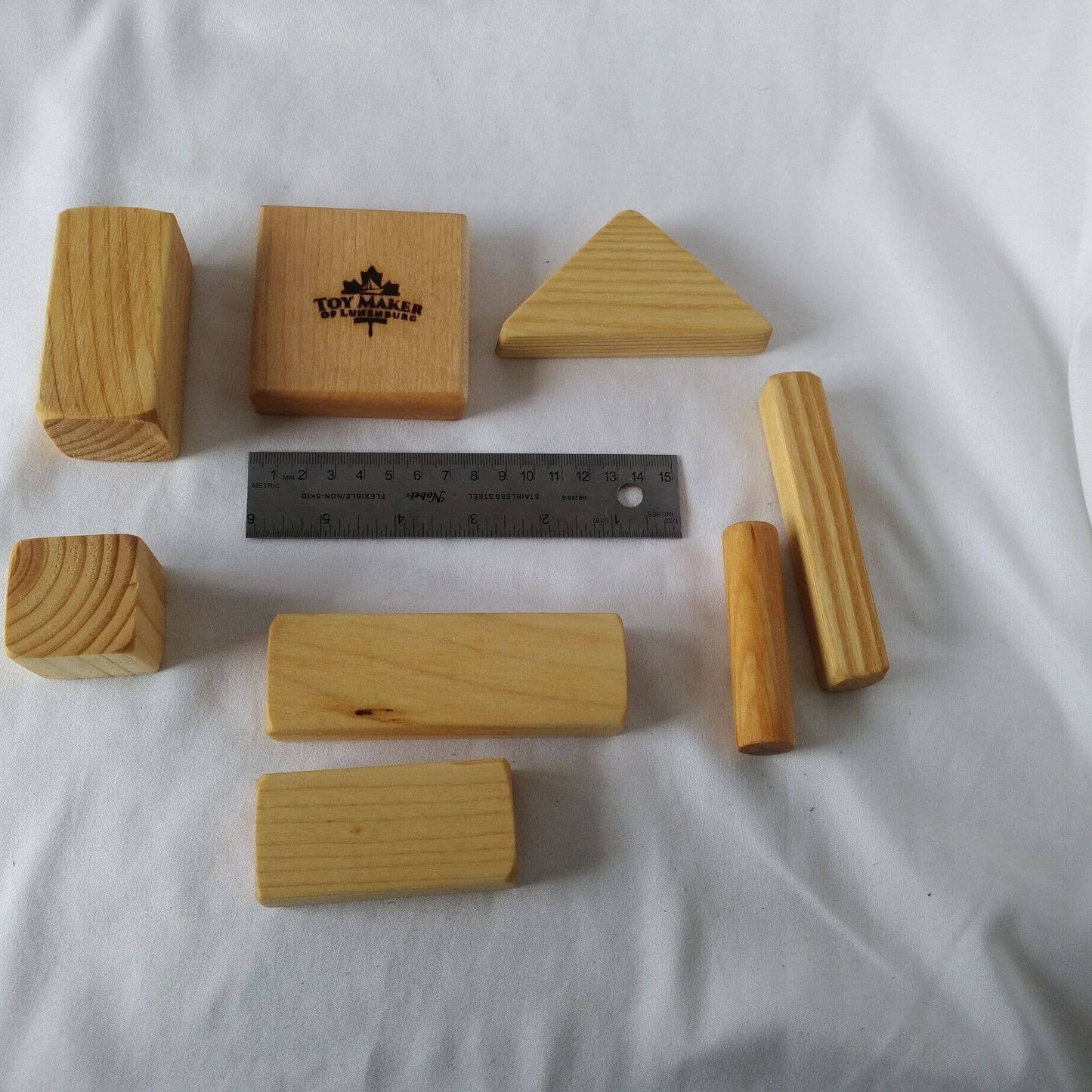 Toy Maker of Lunenburg - Wood Building Blocks Set for Kids – 40 Pieces - Made In Canada - High Quality