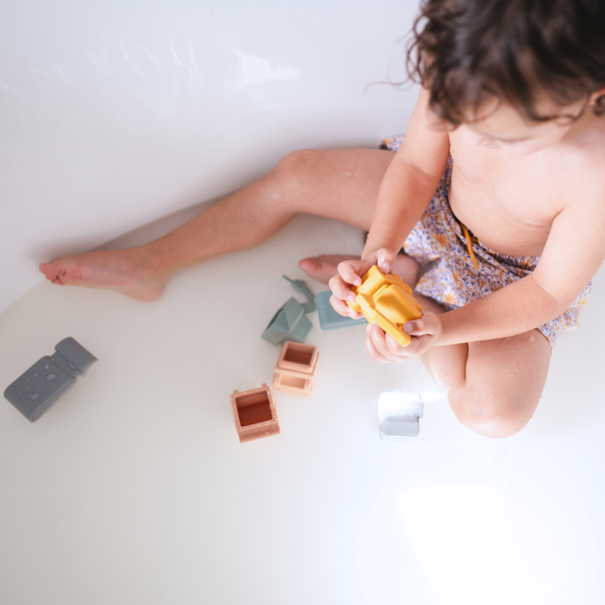 Mold Free Bath Toys - Construction - Set of 4 - bug + bean kids - Glee Garden