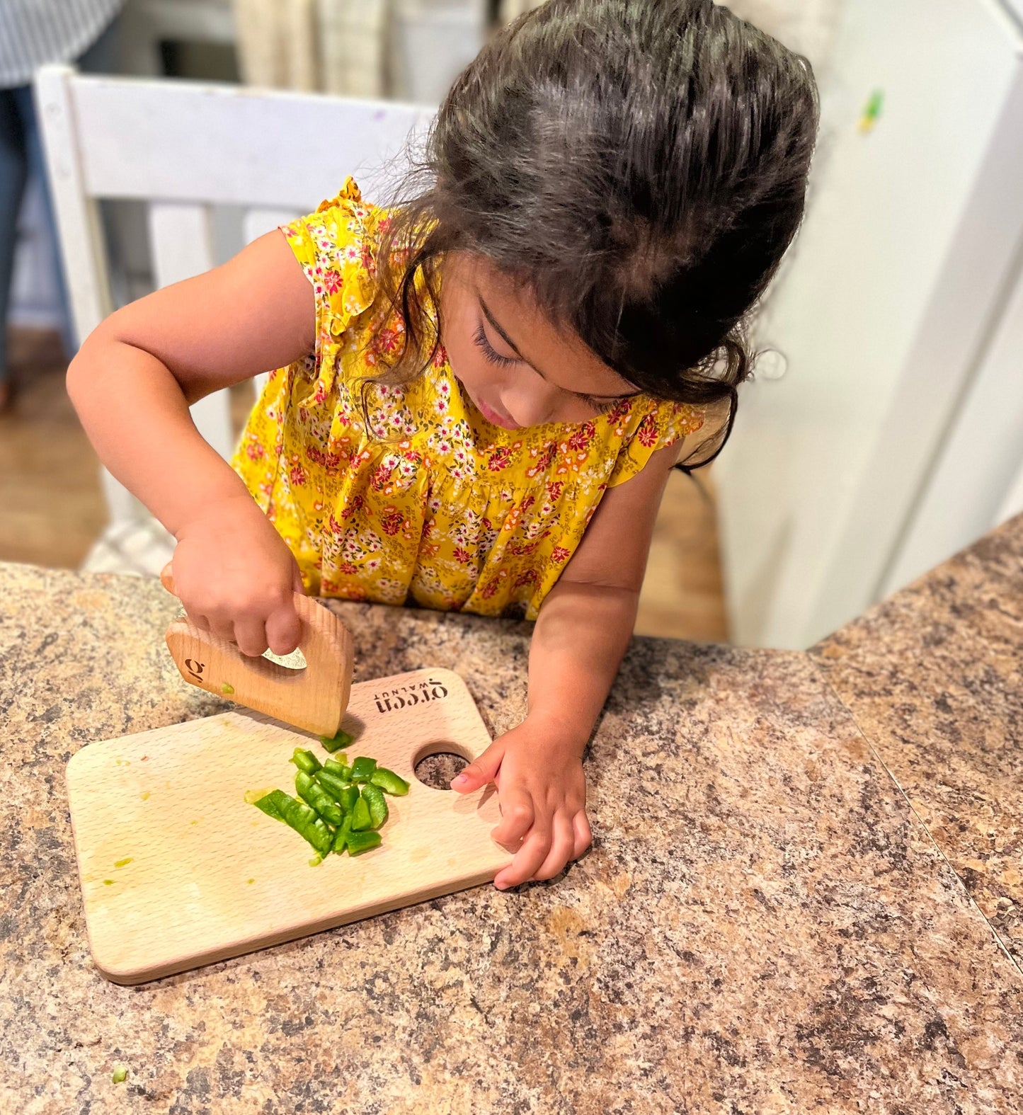 Kids Wooden Knife & Cutting Board Set – Safe Toddler Kitchen Helper - Ages 2+